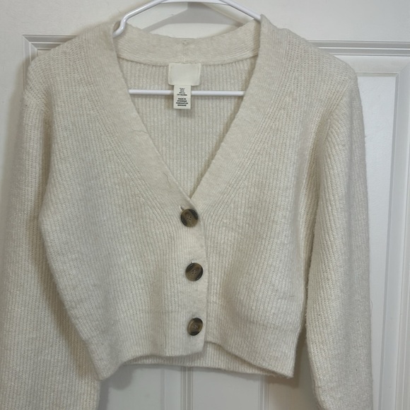 H&M Cardigan V Neck Sweater size small white - Picture 3 of 6